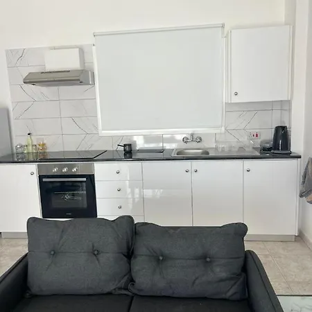 Easybook Cy 205 Apartment Larnaca