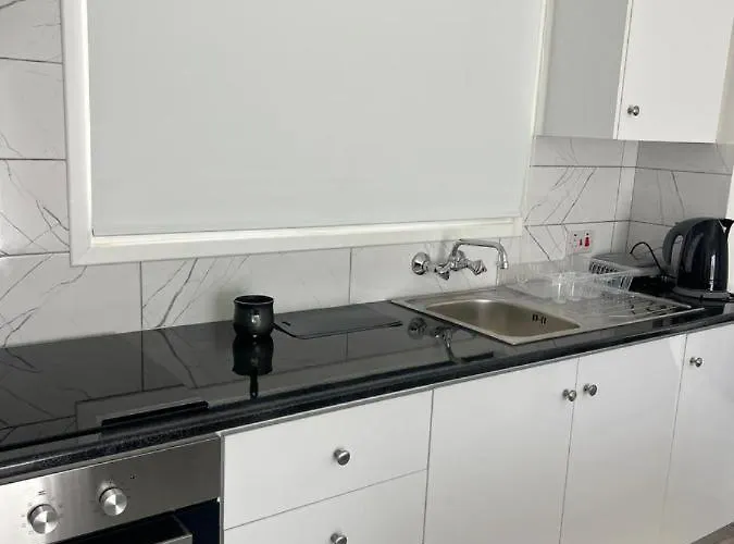 Easybook Cy 205 Apartmán