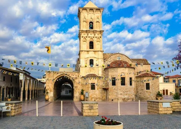 Easybook Cy 205 Lejlighed