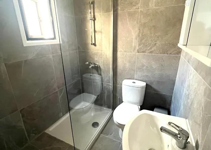 Easybook Cy 205 Apartmán *